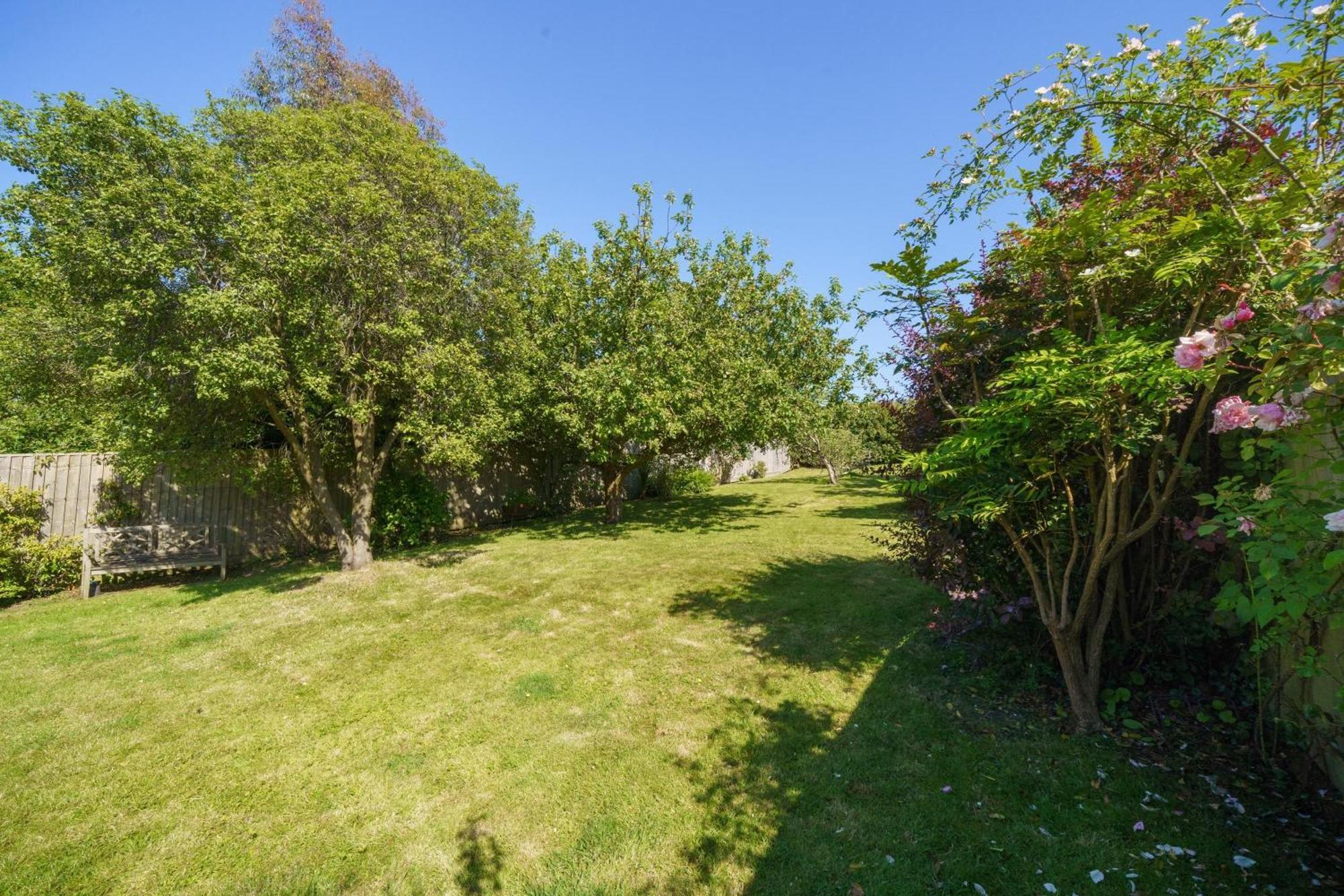 The Brackens Villa Seaview Bagian luar foto